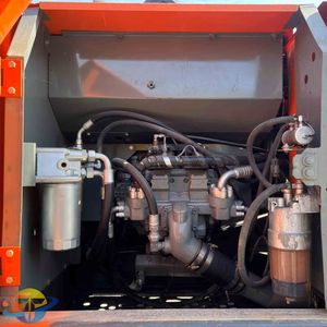 Mini-excavatrice sur chenilles Hitachi ZX200-3 de haute qualité, machine d'occasion parfaite, prix bas, bonnes pièces principales, engrenages à vendre - Product Image 5