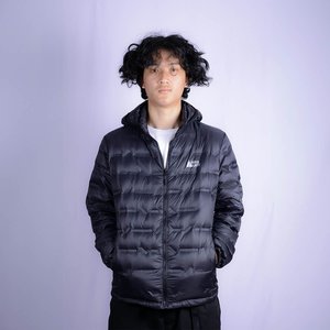 เสื้อแจ็กเก็ตน้ำหนักเบานำทางห่าน - Product Image 1