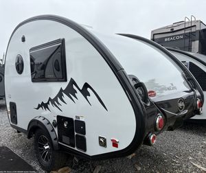 Remolques de viaje todoterreno estándar australiano Caravana híbrida RV con suspensión independiente para acampar al aire libre - Product Image 3