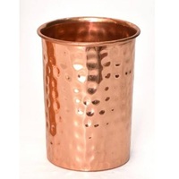 Tasse d'eau en métal avec émail imprimé pour la maison et l'hôtel à moindre coût conception de fleurs tasse ronde en cuivre pour le prix de gros