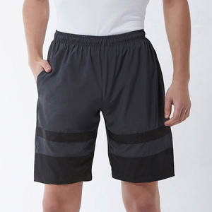 Shorts en coton pour homme, impression personnalisée du logo, taille adulte, fabrication pakistanaise. - Product Image 1