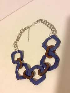 Collar de cuentas de resina de moda hermoso pulido alto de la mejor calidad personalizado hecho a mano para mujeres de la India - Product Image 3