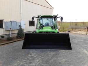 Tractor Multiusos Deutz-Fahr 5080D 2024 Totalmente Operativo, 80HP, 4WD, con Bomba y Cojinete para Trabajo Agrícola - Product Image 2