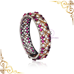 Brazaletes de joyería Kada de trabajo de piedra púrpura y Blanca hechos a mano de diseñador para mujeres y niñas en fiestas de bodas y festivales Kada's - Product Image 2