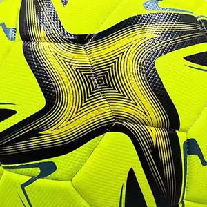 Alaay Ballon de sport en cuir PVC/PU cousu Machine de football de taille 5 personnalisée - Product Image 2