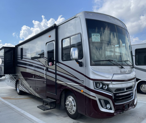 2023 2024 2025 Vente en gros de camping-cars Fleetwood Bounder Classe A Premium, camping-cars à une chambre pour 4-6 passagers, meilleures offres, économisez gros - Product Image 5