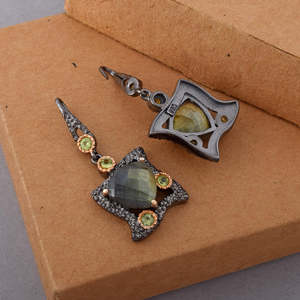 ต่างหูเงินแท้925ทำด้วยมือสำหรับสตรีอัญมณีลาบราดอไรต์ธรรมชาติเครื่องประดับชั้นดีสำหรับงานเลี้ยง - Product Image 3