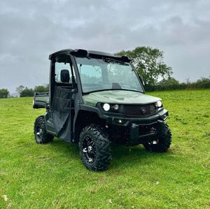 Véhicule utilitaire à essence John Deere Gator XUV835M d'occasion 2025 très demandé à vendre, idéal pour le travail quotidien. - Product Image 4