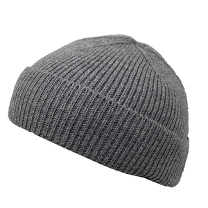 Bonnet avec logo brodé en gros Bonnet solide tricoté avec logo personnalisé Jacquard pour hommes Bonnets d'hiver Chapeau tricoté avec bonnet personnalisé avec bonnet - Product Image 1