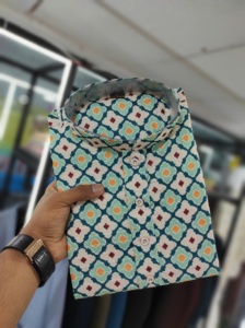 Coton doux et lourd prêt à l'emploi avec séquence de broderie et Kurta pour tous les types de fonctions - Product Image 3