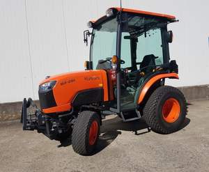 Mini tracteur Kubota BX23S 2024 Série 4WD Acheter aujourd'hui Qualité supérieure Durable et fiable Parfait pour les opérations agricoles - Product Image 1