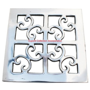 Salvamanteles de Metal de aluminio cuadrado de primera calidad para cocina y mesa de comedor, almohadilla caliente decorativa con nudo celta con acabado plateado pulido - Product Image 2