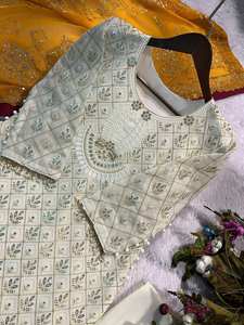 ชุดคุระตะตะวิสคอสแบบเย็บอย่างมีน้ำหนักเบาสไตล์ตะวันตกแฟนซีพร้อมดูกัตตาสำหรับงานปาร์ตี้คุณจะรักความสง่างามของมัน - Product Image 4