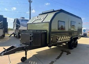 Camioneta Todoterreno Xplore 4x4 Original y Resistente, Diseño de Mini Remolque de Viaje de Aluminio, Capacidad para 8 Personas, en Venta - Product Image 3