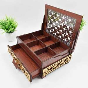 Caja de Joyería de Madera Personalizable, Apta para Muebles, con Acabado Artístico Tallado, para Colocar de Forma Segura en Mesas de Tocador, Bajo Costo - Product Image 1