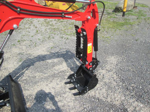 Miniexcavadora MIVA VA13 AGT 2078, Cargadora de Orugas, Retroexcavadora, Motor Diésel de 18 HP, Bomba PLC, Sistema Hidráulico Huade de Alta Eficiencia - Product Image 3