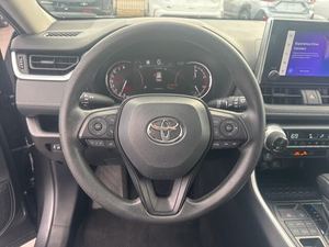 Toyota RAV4 XLE 2025 Usado en Perfectas Condiciones, SUV con Tracción en las Cuatro Ruedas, Transmisión Automática de 8 Velocidades, Motor 2.5L, 14 Transmisiones, en Venta - Product Image 2
