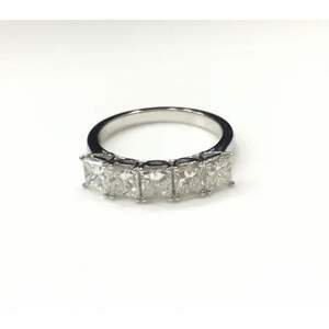 Bague en cinq pierres de taille princesse Collection de bagues en diamant élégantes en diamant naturel véritable - Product Image 2