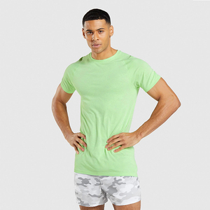 Camiseta ajustada al por mayor logotipo personalizado 100% poliéster Camisetas cuello redondo ropa de entrenamiento camisas de hombre impresas personalizadas de calle alta - Product Image 4