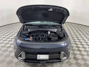 Hyundai Kona SEL 2024 Usado, Confiable, SUV de 4 Puertas (2.0L 4 Cilindros CVT) - Product Image 4