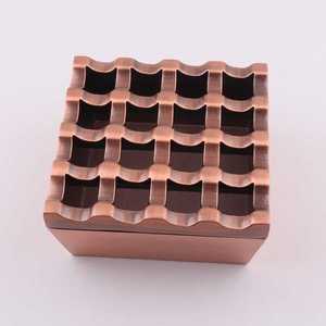 ที่เขี่ยบุหรี่อลูมิเนียมโลหะดีไซน์คลาสสิก - Product Image 5