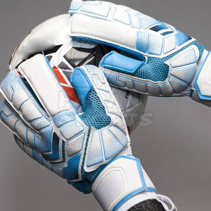 ถุงมือผู้รักษาประตูหนังคุณภาพสูงขายดีที่สุด ระบายอากาศได้ดี แห้งเร็ว รับผลิตแบบ OEM/ODM แบรนด์ส่วนตัว สำหรับกิจกรรมทั่วไป - Product Image 4