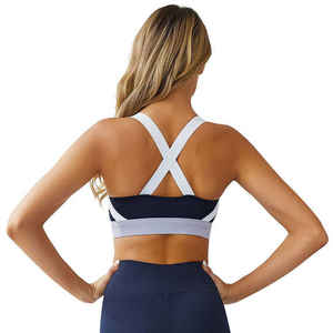 Ensemble de yoga pour femmes conçu sur mesure séchage rapide respirant et confortable qualité motif solide réversible options de taille plus - Product Image 6