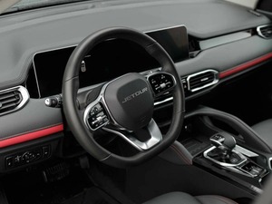 SUV Compact d'Occasion X50 1.5L Turbo (147 ch) Boîte Automatique Robotisée 6 Vitesses Intérieur High-Tech Essence 5 Portes Technologie Moderne 2024-2026 - Product Image 4