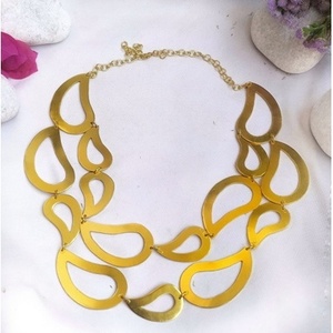 Collares de Latón Hechos a Mano, Chapados en Oro, con Diseños Geométricos de Mariposas y Números, Diseños Religiosos Cristianos para Bodas y Fiestas, Caja con Cuentas de Diamantes - Product Image 3