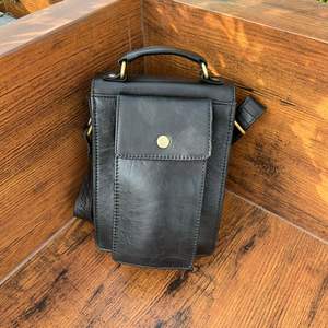 กระเป๋าถือสะพายข้างหนังแท้วินเทจสำหรับทุกเพศที่ใส่โทรศัพท์มือถือหลายช่องกระเป๋าหนังเย็บมือ - Product Image 3