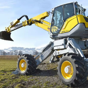 Potente y Robusta Excavadora Hidráulica KYB con Capacidad de Cucharón de 0.21m y 2 Años de Garantía - Product Image 2