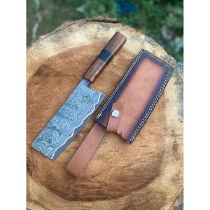 Cuchillo de Cocina Tipo Cleaver de Acero de Damasco de 10 Pulgadas Hecho a Mano con Funda de Cuero Única, Mango Hermoso y Personalizable - Product Image 1