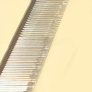 Peigne de toilettage professionnel pour animaux de compagnie avec logo personnalisé dents en acier inoxydable pour un peignage lisse - Product Image 6