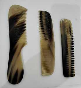 Natural Buffalo Horn <b>Hairbrush</b> and Beard Comb Wide Tooth No-Static Head Massage Hair Comb Health Care Product - Product Image 3