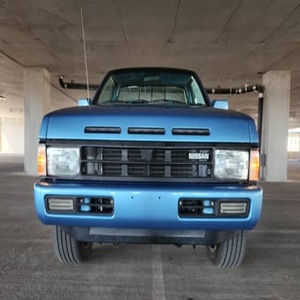 NISSAN PICKUP USADO DE 1989 CON VOLANTE A LA IZQUIERDA/DERECHA - Product Image 1