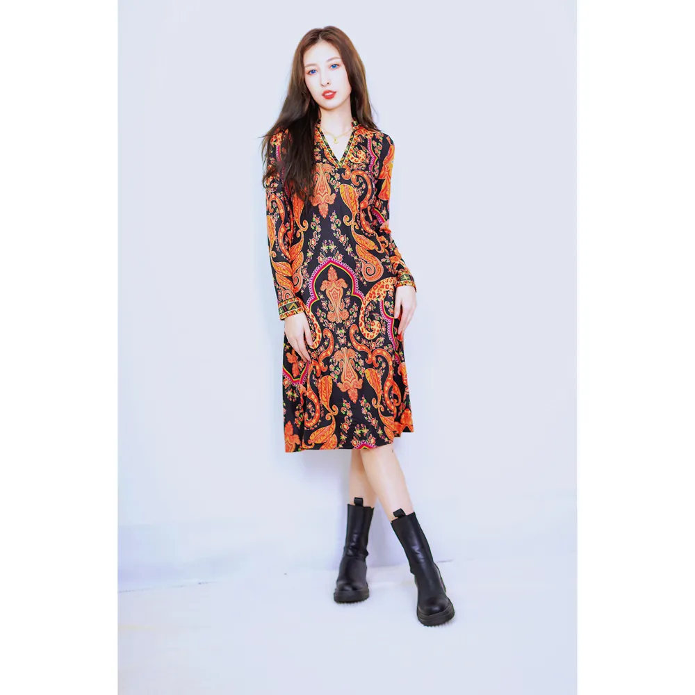 Fall 2022 Latest Design Middle Eastern Print Style Long Sleeve Knee Dress