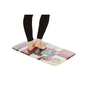 Tappetini da Cucina Moderni Favorite Reds, Antifatica, Imbottiti, Antiscivolo, Lavabili, in Vinile, Poliestere, Gomma, Schiuma PU per Cucina e Bagno - Product Image 3