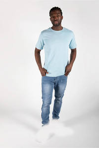 T-shirt Homme 100% Coton Coupe Slim Manches Courtes Respirant avec Lettres – Fabricant Fournisseur OEM Marque Privée Export Personnalisé - Product Image 2