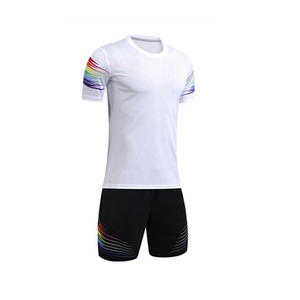 Camiseta de fútbol de color blanco con conjunto de pantalones cortos, conjuntos de uniformes de fútbol deportivos transpirables de poliéster liso personalizados para hombres - Product Image 2