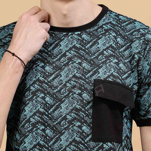 ชุดเซ็ตเสื้อยืดกางเกงขาสั้นลำลองผู้ชายสำหรับฤดูร้อน สไตล์ไฮสตรีท รับทำโลโก้ ผลิตในปากีสถาน ระบายอากาศได้ดี ลายเรียบ ไซส์ใหญ่ - Product Image 6