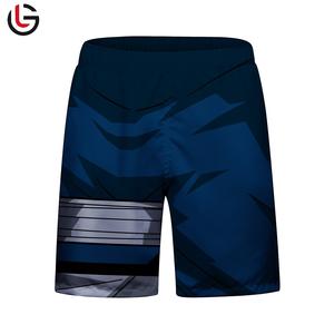 Short MMA avec logos et badges en gros Conception durable à faible quantité minimale de commande Usine directe pour boxeurs - Product Image 3