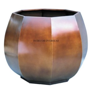 Pots de jardin et jardinières de l'Inde en aluminium coulé de haute qualité poli et brillant finition couleur argent de créateur de fleurs - Product Image 5