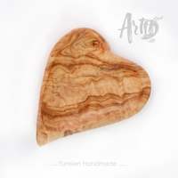 ArtisRaw Assiettes décoratives en bois d'olivier en forme de cœur, style classique, faites à la main, durables, écologiques, personnalisées pour couple