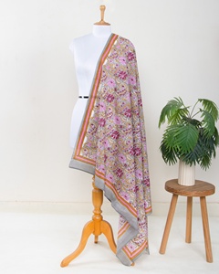 Sarong en coton de luxe imprimé à la main pour femmes et dames, idéal pour la plage - Product Image 1