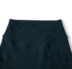 Wholesale Women Yoga <b>Short</b> <b>Leggings</b> Custom Logo V Back Waist Seamless Workout Gym Yoga <b>Shorts</b> For Women - Product Image 4