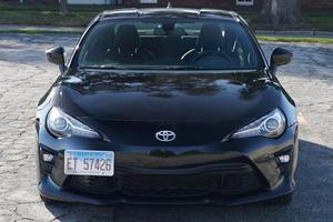 Excellent Condition Used 2018 <b>Toy</b>-ota 86 GT - Product Image 2