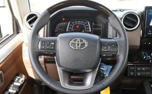 2023 DOUBLE CAB PICKUP LX-Z V6 4.0L PETROL AT Full Option Neatly Used Car Left Right Hand <b>Drive</b> Sales - Product Image 2