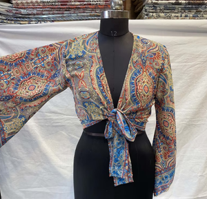 Top corto de seda ligero, corbata frontal corta, moderno y cómodo para festivales de verano, salidas informales o eventos nocturnos - Product Image 2