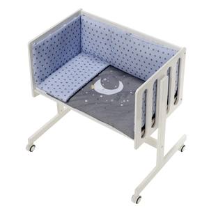 Cuna Moderna para Dormir Juntos en Haya Blanca, Modelo Luna Universo con Ropa de Cama, Funda y Colchón - para Bebés y Niños, Diseño Azul - Product Image 1