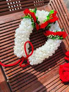 Artificial Hand Gajra <b>Hair</b> Gajra Rose Gajra <b>Flower</b> Jewelry <b>Hair</b> Accessories Wedding Pithi Mehndi Mayoon Maiyo Indian Pakistani - Product Image 4